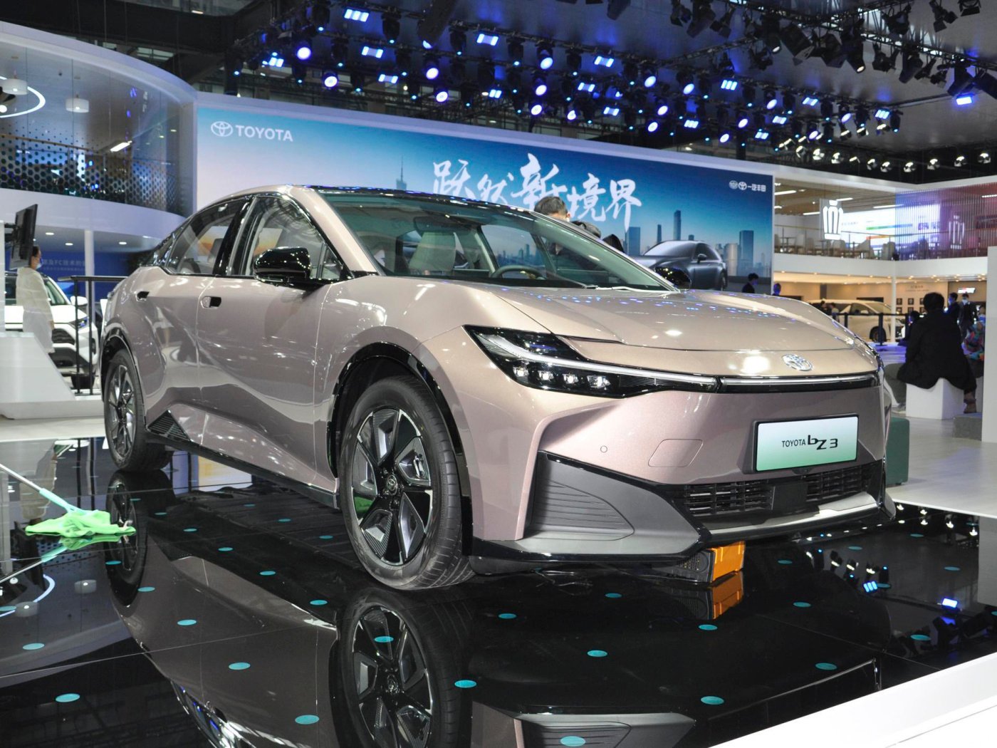 Toyota bz3
