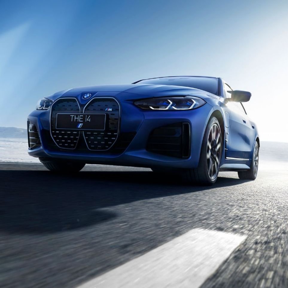 BMW i4