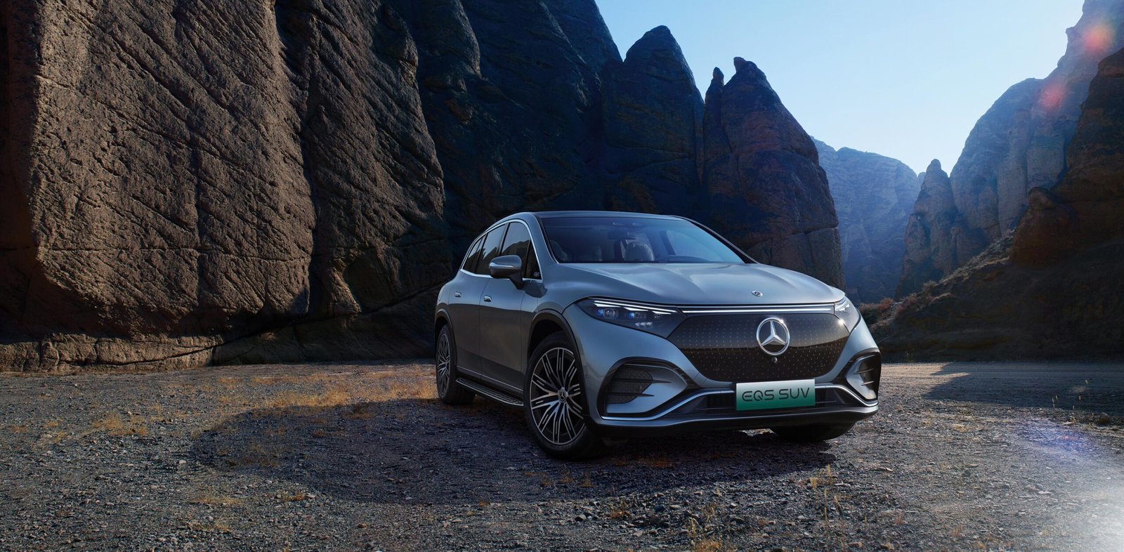 EQE SUV
