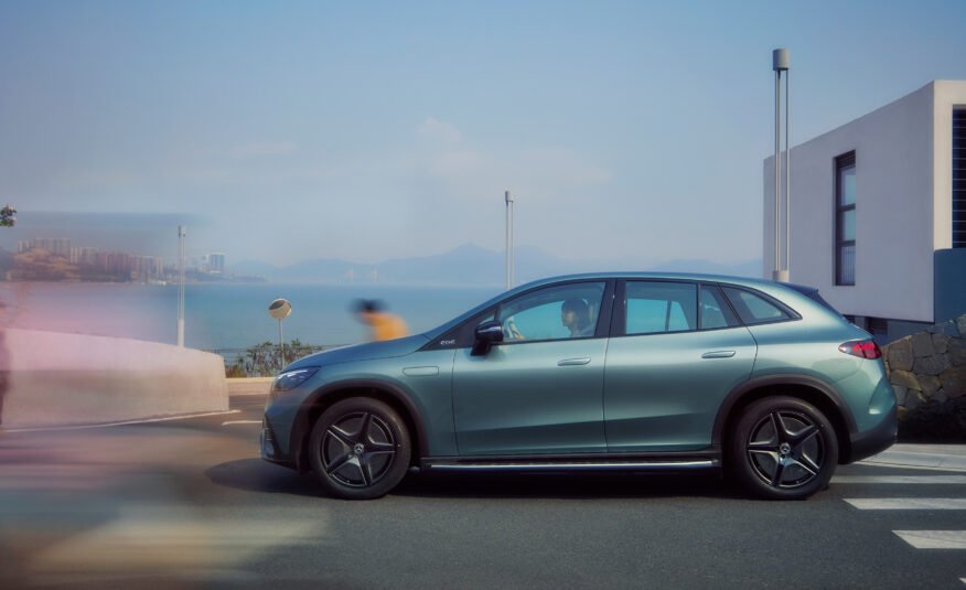 EQE SUV