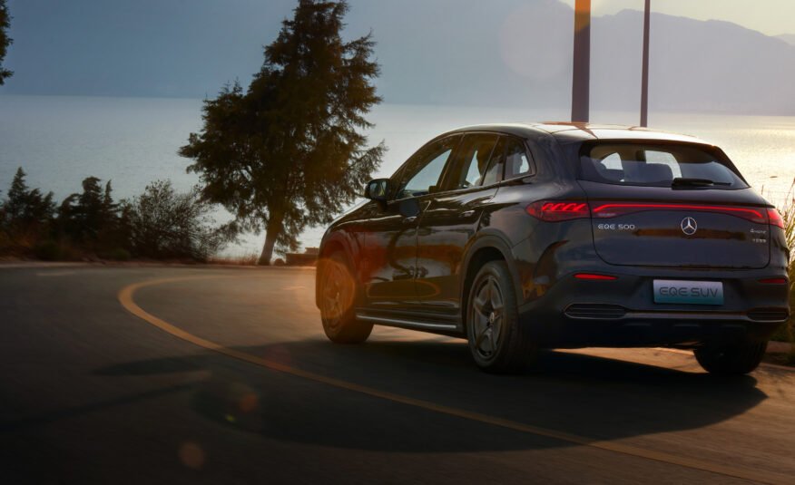 EQE SUV