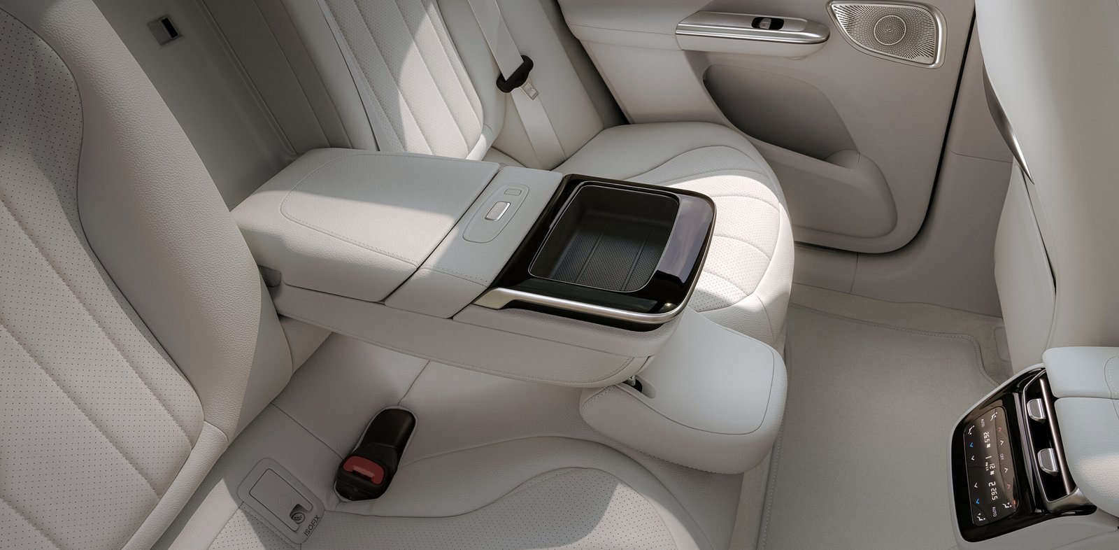 EQE SUV