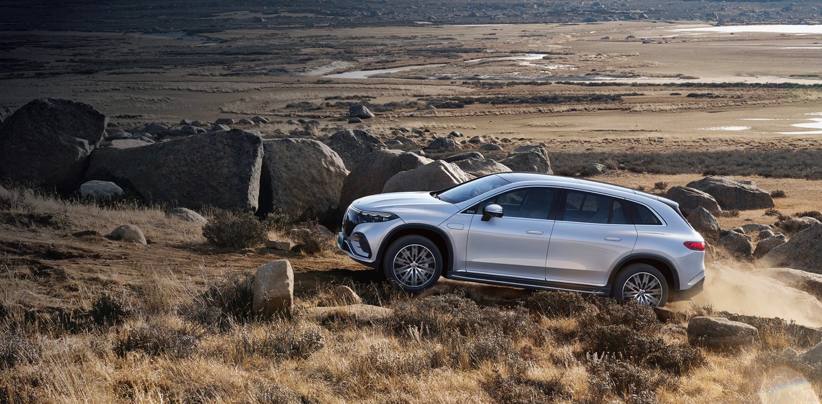 EQS SUV