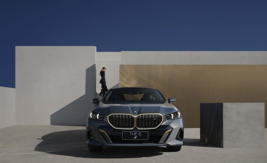 BMW i5